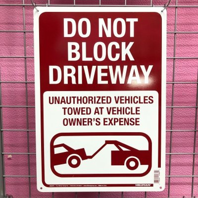 画像1: 【Made IN USA】HILLMAN "DO NOT BLOCK DRIVEWAY...メタルサインプレート
