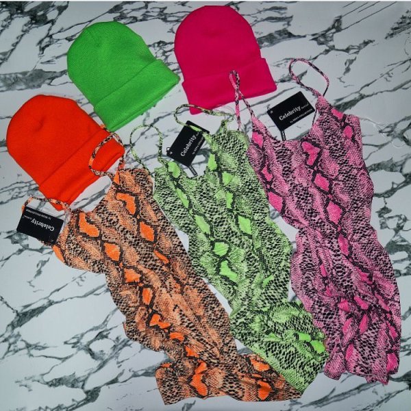 画像3: 【宅急便コンパクト(4点まで)/ネコポス(3点まで)】★≪全3色♪≫【ネオンカラー♡パイソン柄♡】スーパーストレッチワンピース★ (3)