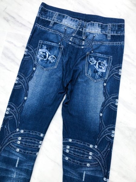 画像9: 【宅急便コンパクト(4点まで)/ネコポス(2点まで)】★≪フリーサイズ♪≫【薔薇柄×ラインストーン♡】ハイウエストデニム風ピーチスキンレギンス★ (9)